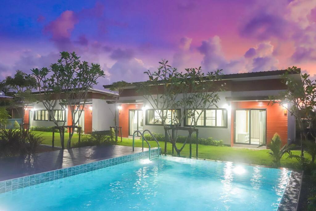 Chill Pool Villa Khao Lak